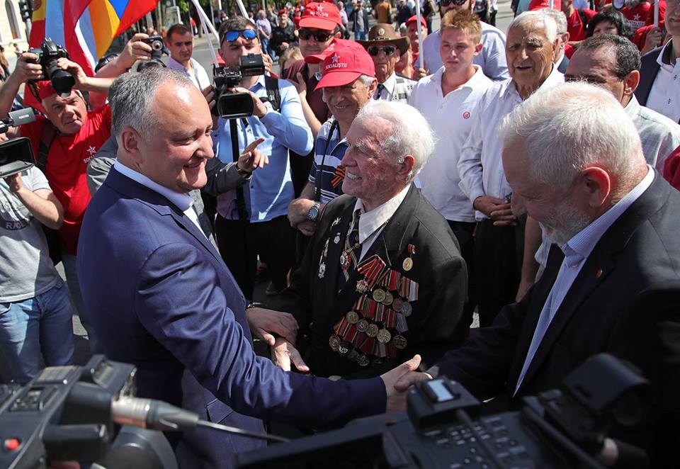 1mai.dodon.jpg