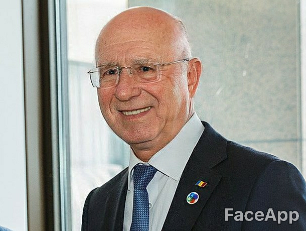 FaceApp_1563189401758.jpg