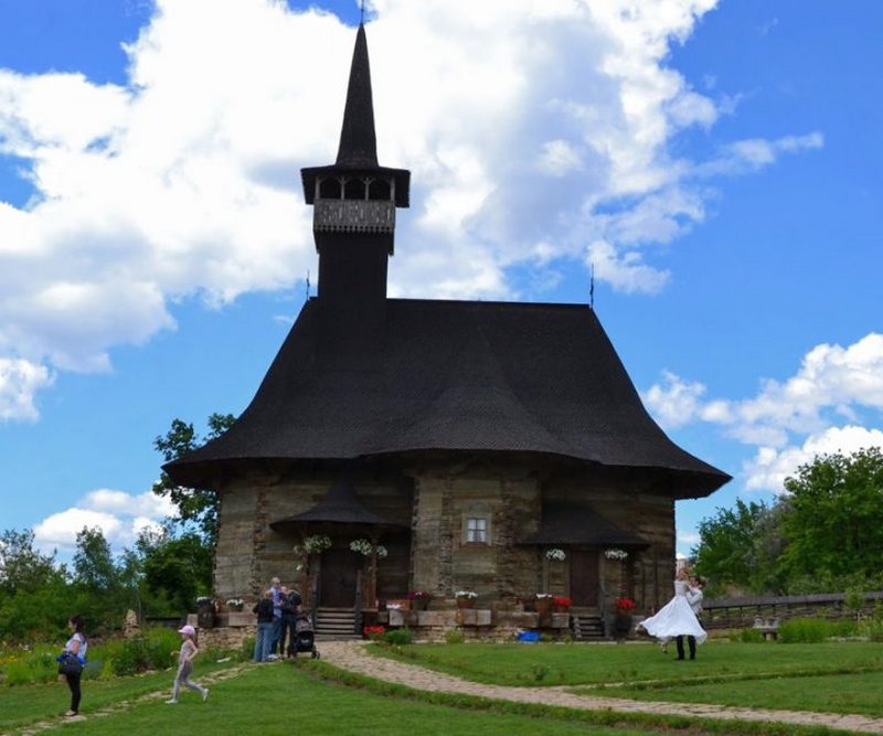 церковь2.jpg